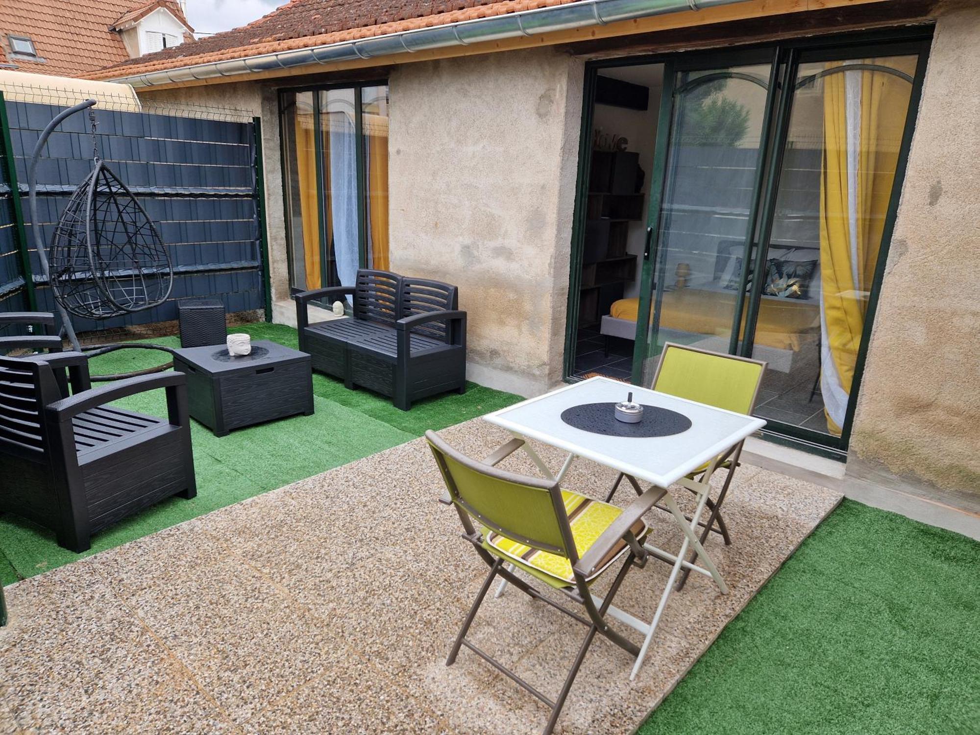 Grand Studio 2 Personnes Saint-Amand-Mont-Rond Eksteriør billede