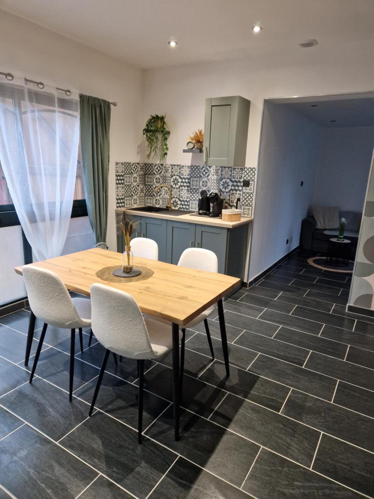 Grand Studio 2 Personnes Saint-Amand-Mont-Rond Eksteriør billede